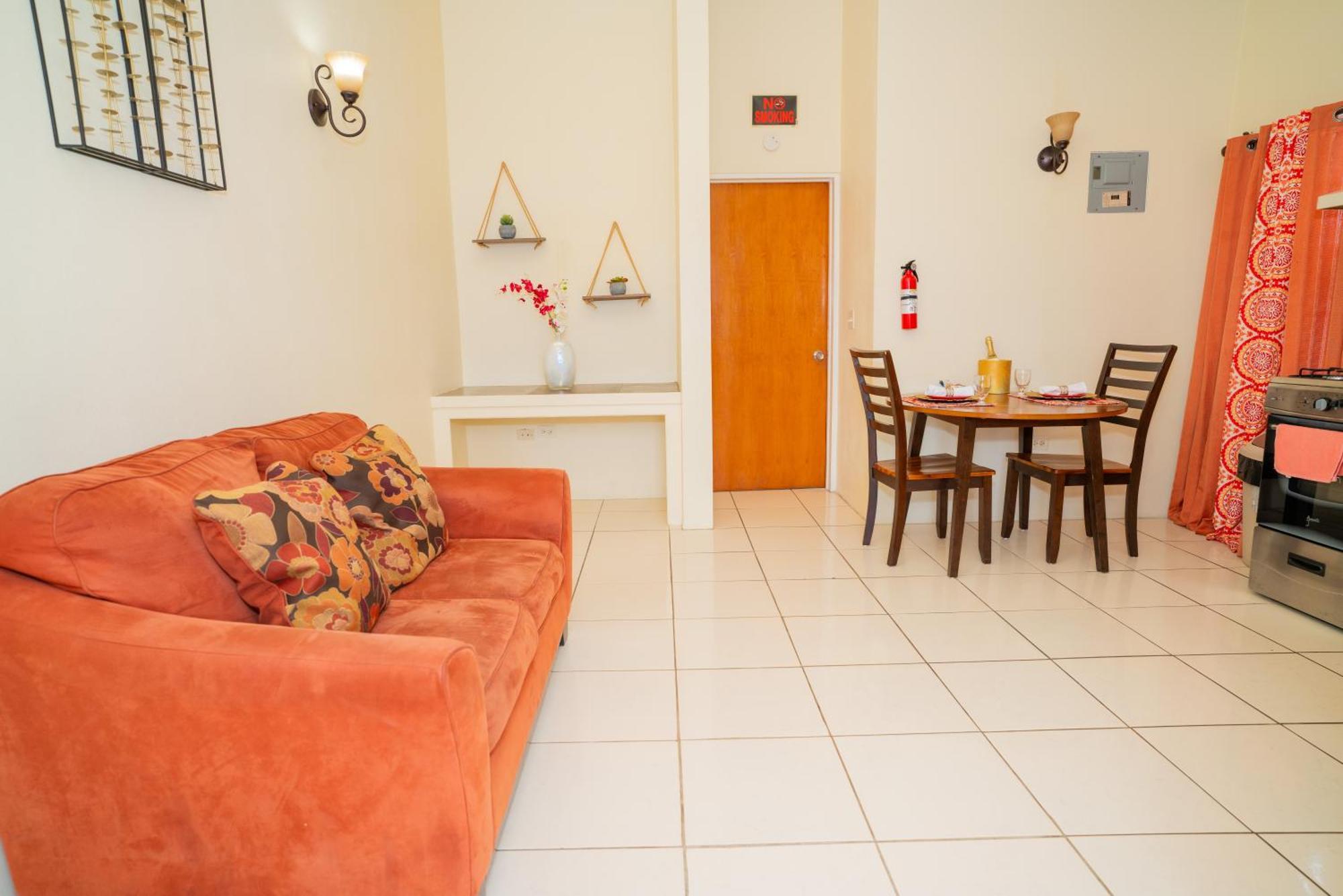 St. John's Connie'S Comfort Suites מראה חיצוני תמונה