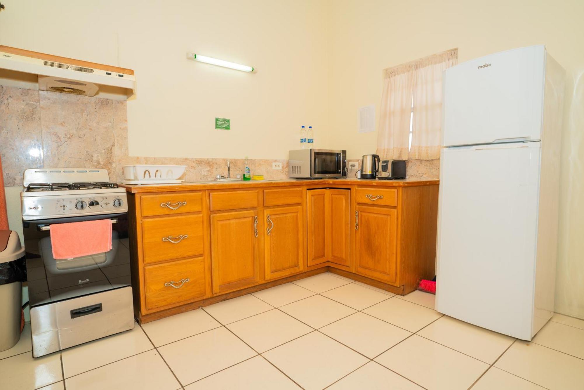 St. John's Connie'S Comfort Suites מראה חיצוני תמונה