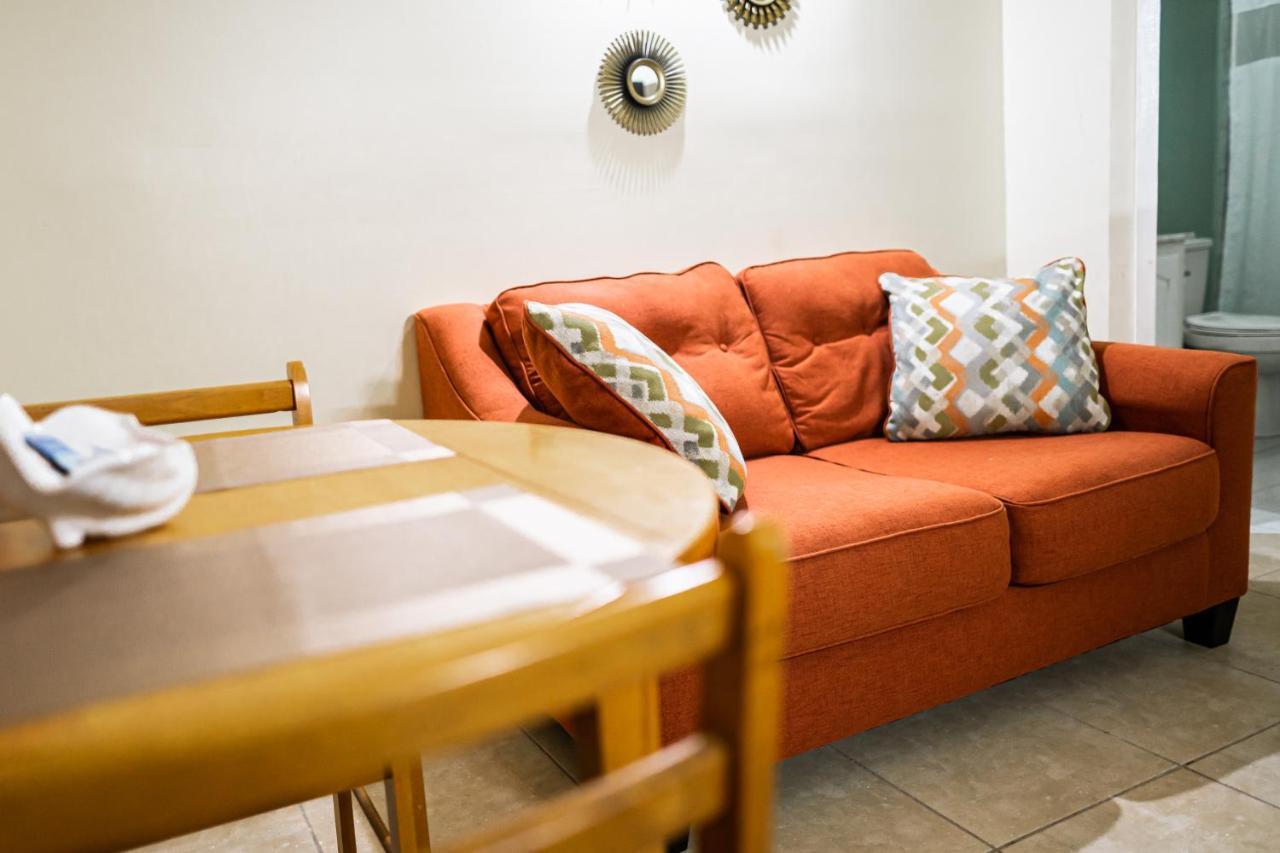 St. John's Connie'S Comfort Suites מראה חיצוני תמונה